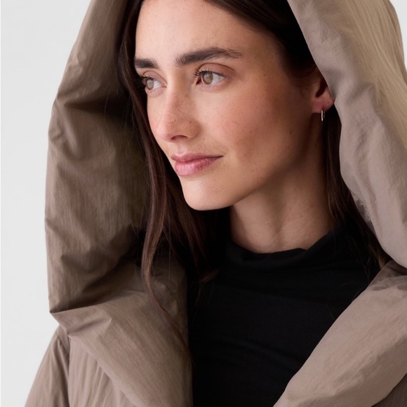 GAP Women's Brown Puffer Coat - Picture 4 of 7